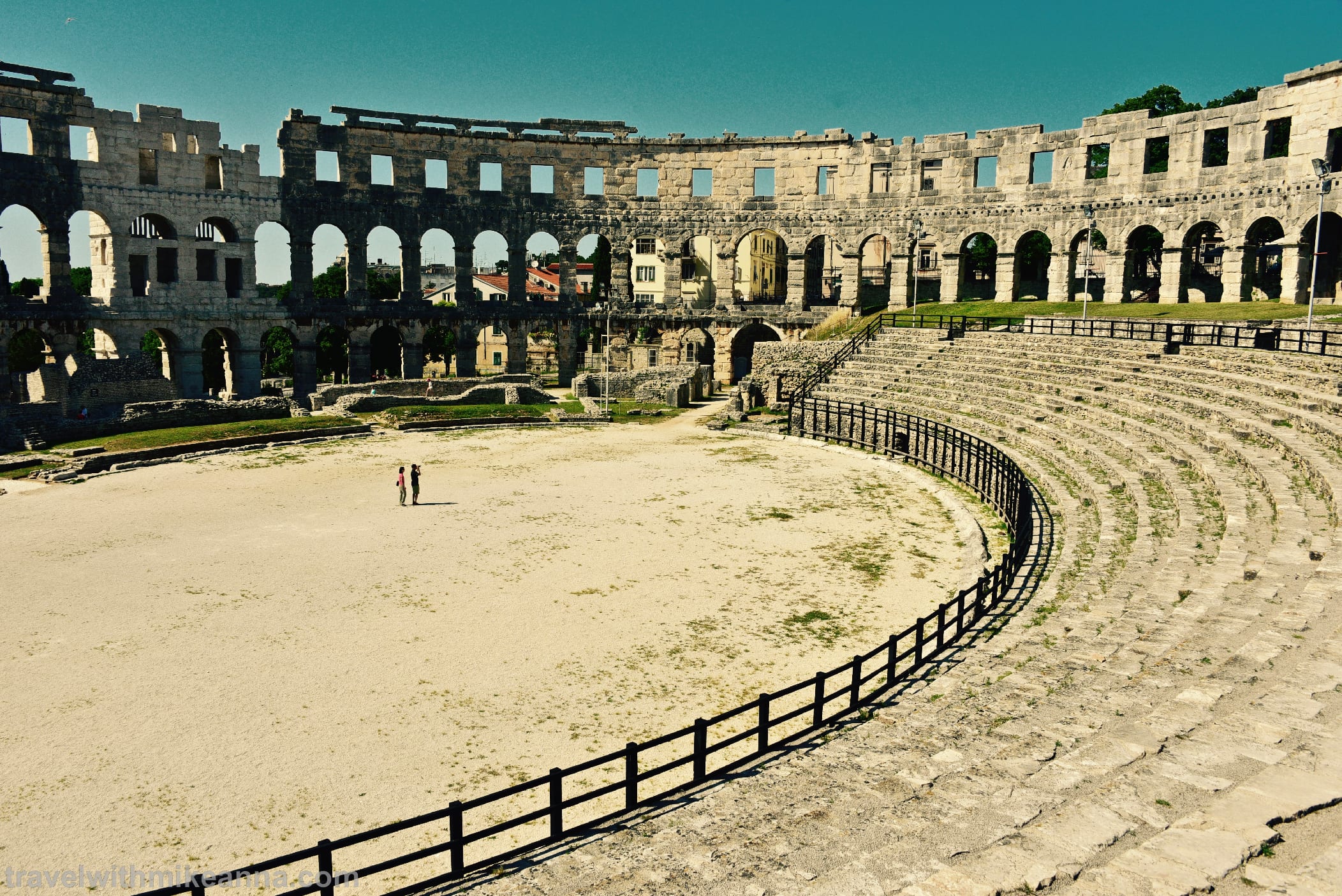 overview of Croatia Pula Rome Amphitheater 羅馬競技場 全覽