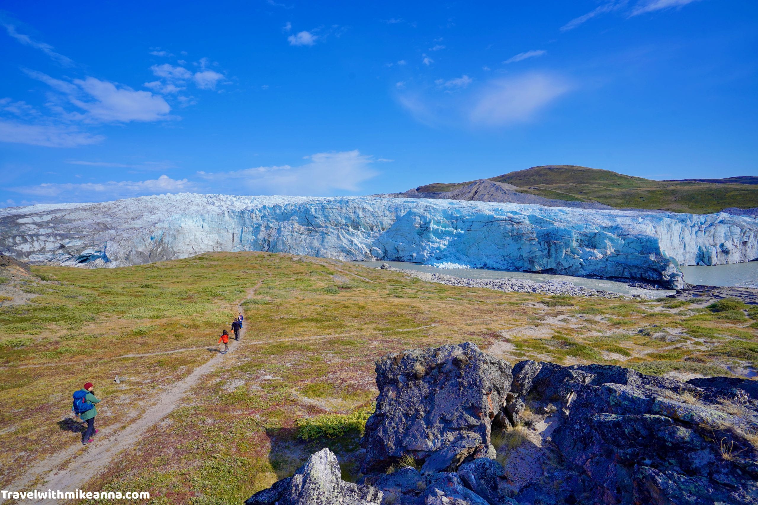  前往羅素冰河 russel glacier 的健行步道